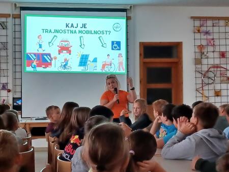 Predavanje o ETM 3, Marika Zakrajšek